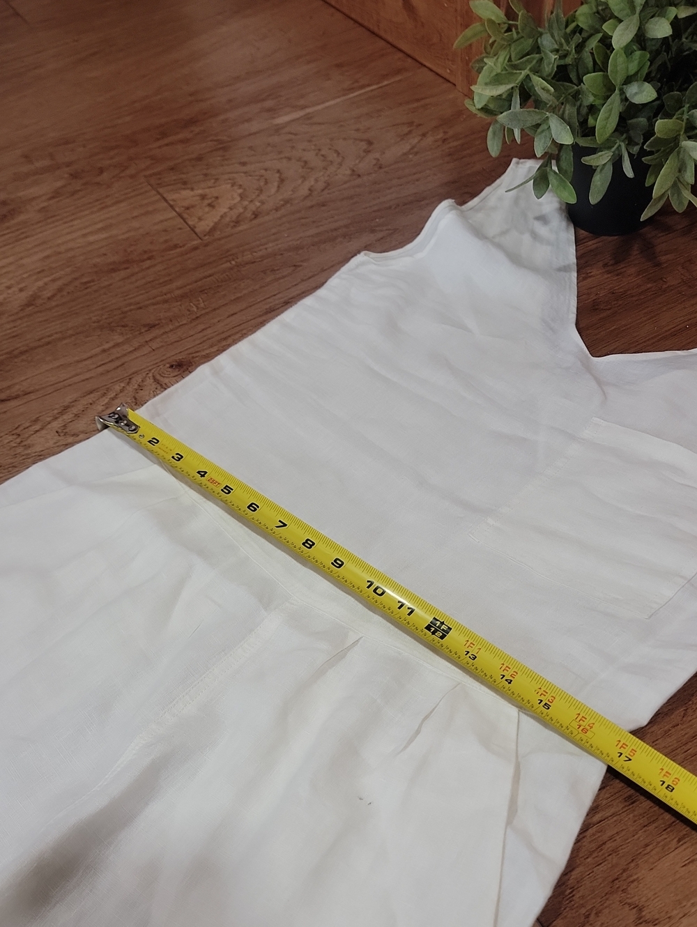 OZMA of California Sleeveless V-Neck Linen Jumpsuit - Picture 12 of 16
